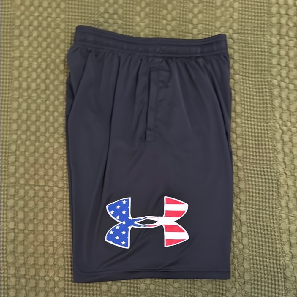 ‼️LAST CHANCE! 
Under Armour Men's Black Shorts